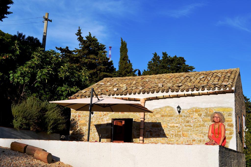 Casa Nel Vigneto Erice旅馆 外观 照片